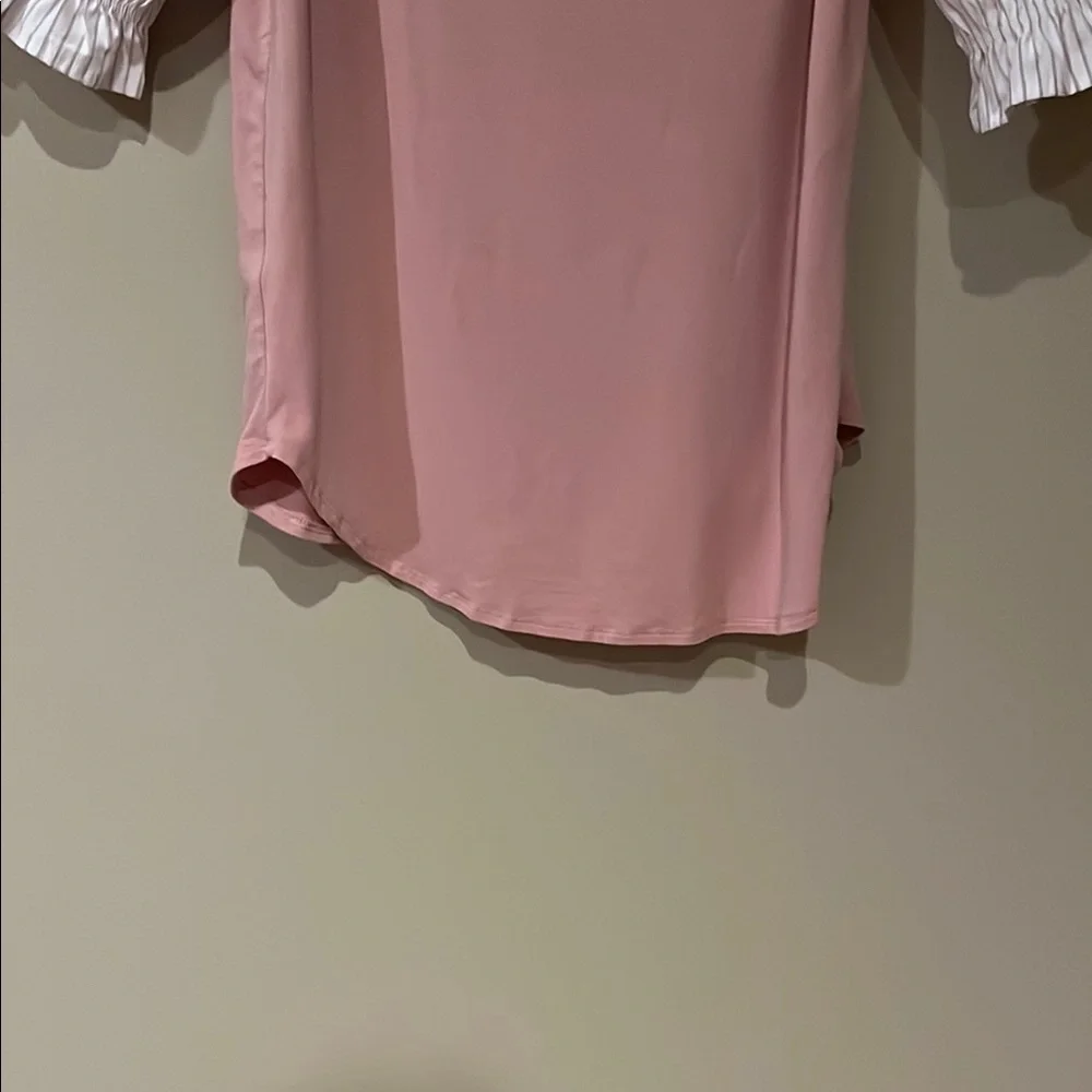 CUPIO Pink and White Women's Top - Picture 5 of 6